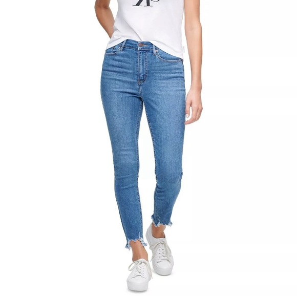High waisted light wash raw hem Calvin Klein skinny jeans - Picture 1 of 7
